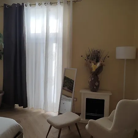 Apartment Family's Affairs